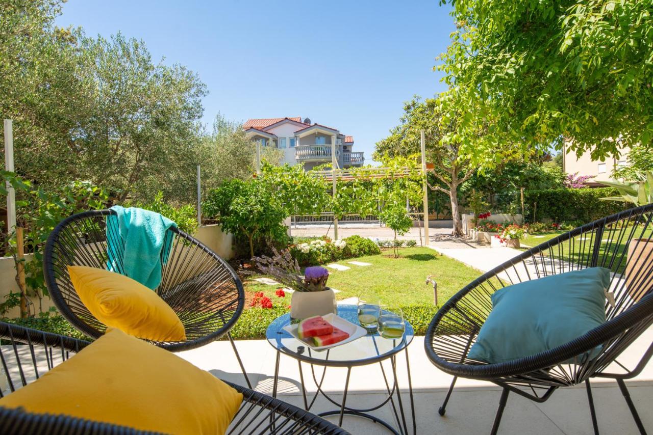 Garden Apartment Pakoštane Exterior foto